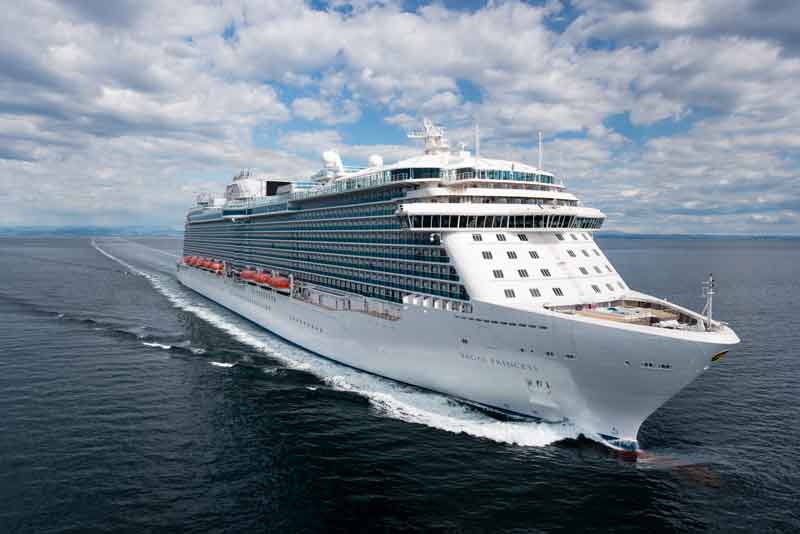 Regal Princess im Sommer 2016 ab Warnemünde