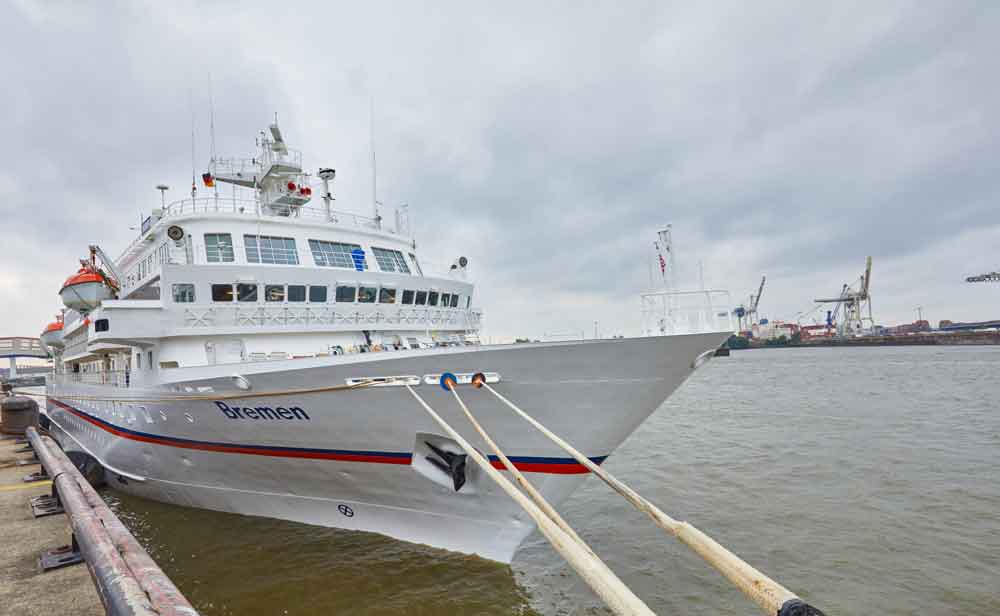 MS BREMEN beendet Werftaufenthalt bei Blohm + Voss in Hamburg