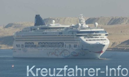 Norwegian Star  treibt nach Antriebsschaden bei Melbourne